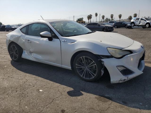  TOYOTA SCION 2013 Biały