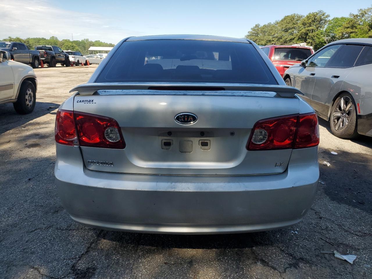 2008 Kia Optima Lx VIN: KNAGE123785270965 Lot: 55833365
