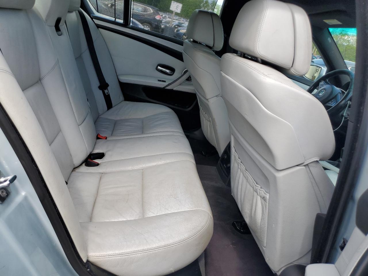 2008 BMW M5 VIN: WBSNB935X8CX09758 Lot: 56399835
