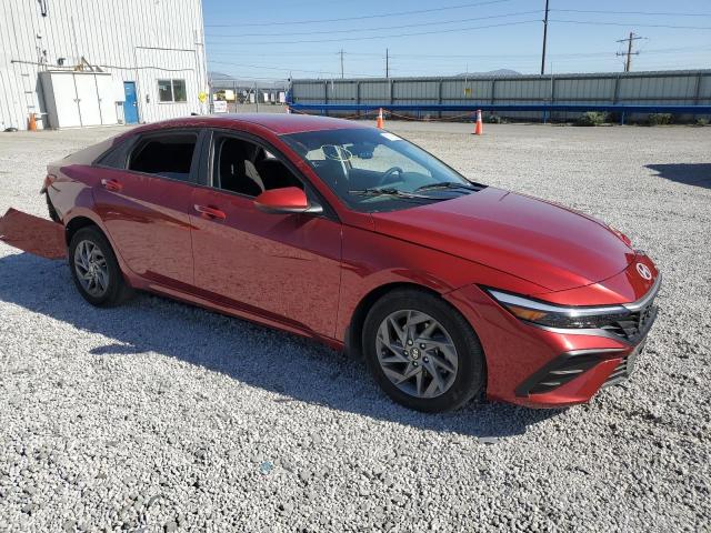  HYUNDAI ELANTRA 2024 Красный