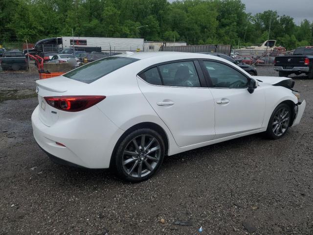  MAZDA 3 2018 Белый