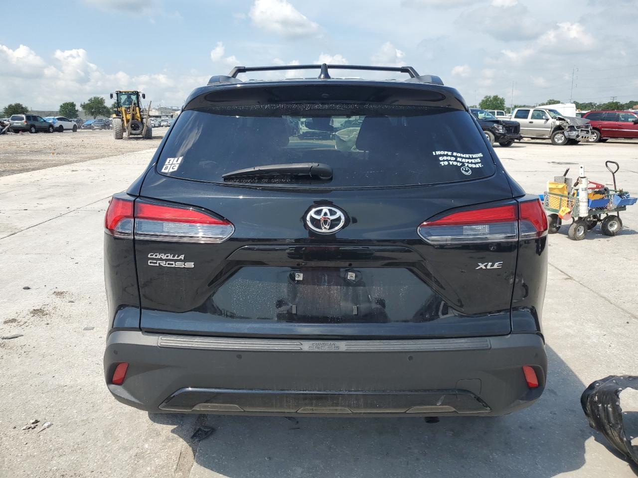 2022 Toyota Corolla Cross Xle VIN: 7MUDAAAG5NV031724 Lot: 69848655