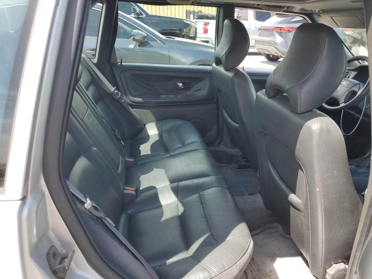 1999 Volvo S70 VIN: YV1LS55AXX1601677 Lot: 56798755