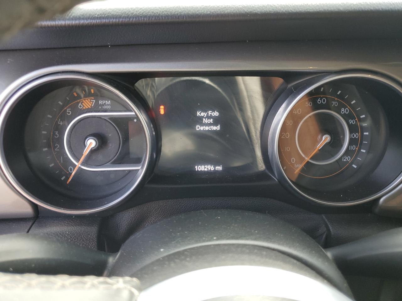 2019 Jeep Wrangler Unlimited Sahara VIN: 1C4HJXENXKW590186 Lot: 56775165
