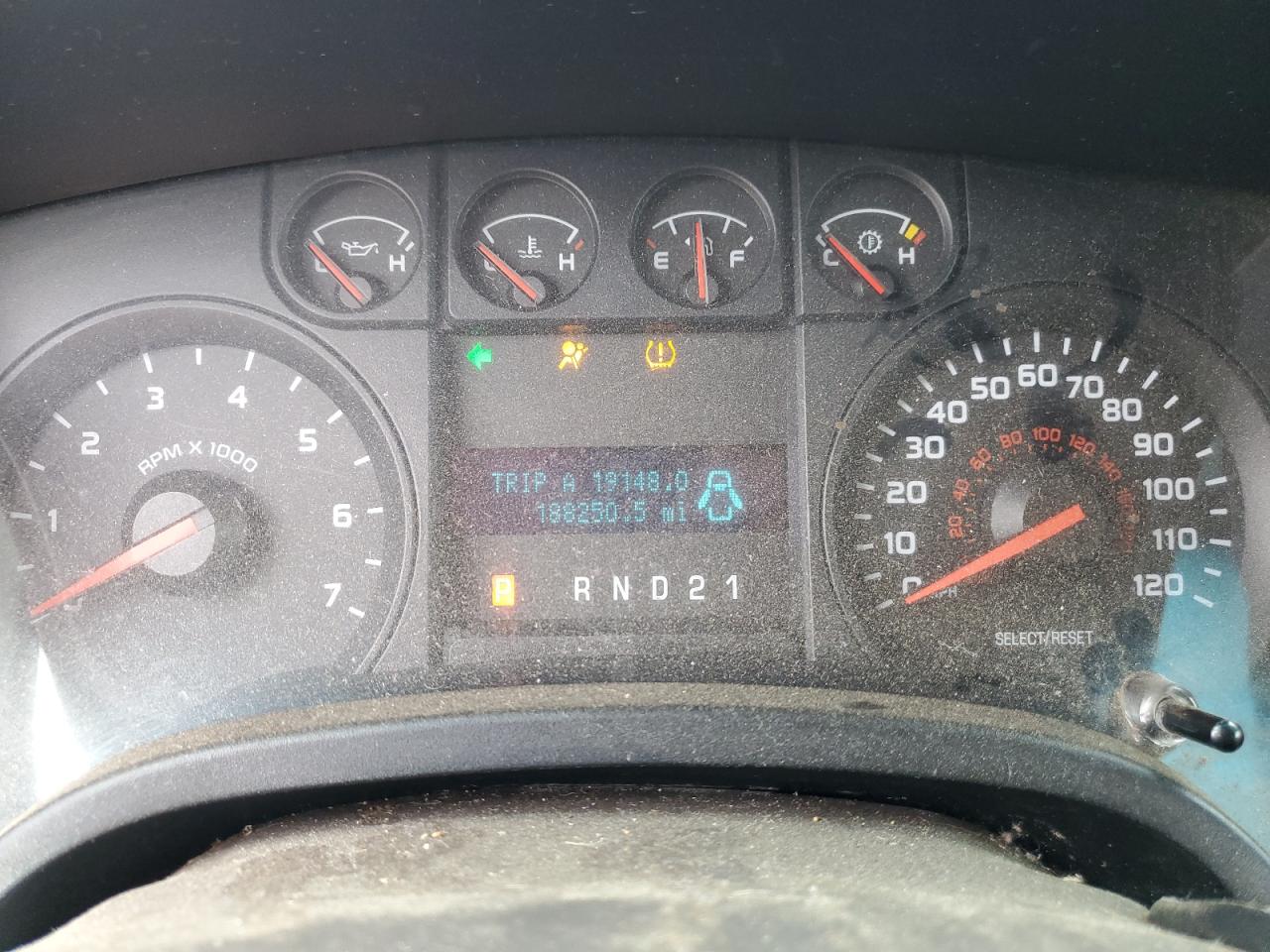 2010 Ford F150 VIN: 1FTMF1CW8AKA46476 Lot: 56376785