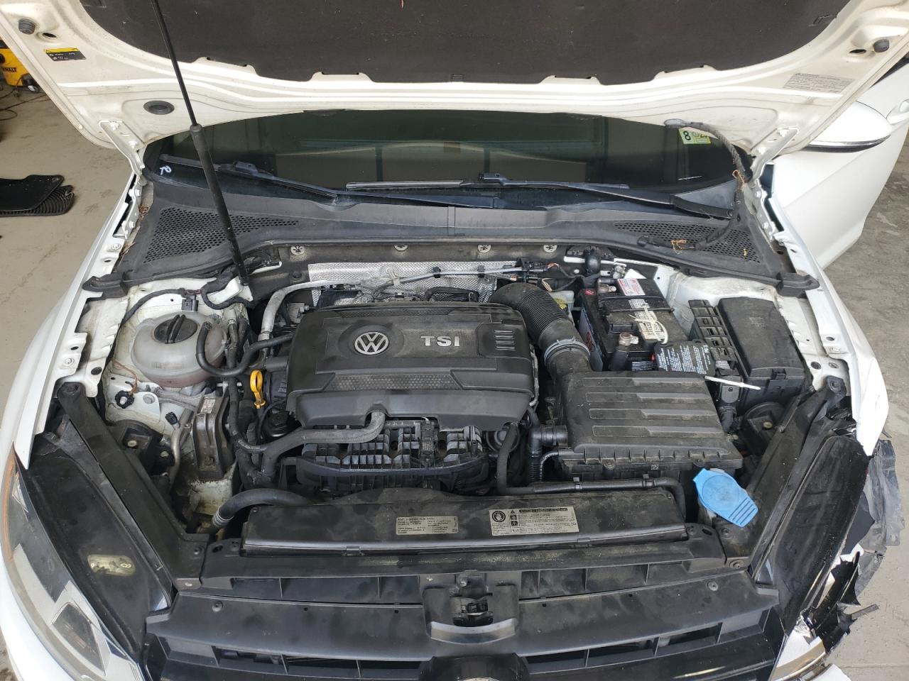 2017 Volkswagen Golf S VIN: 3VW217AU4HM025747 Lot: 56430755
