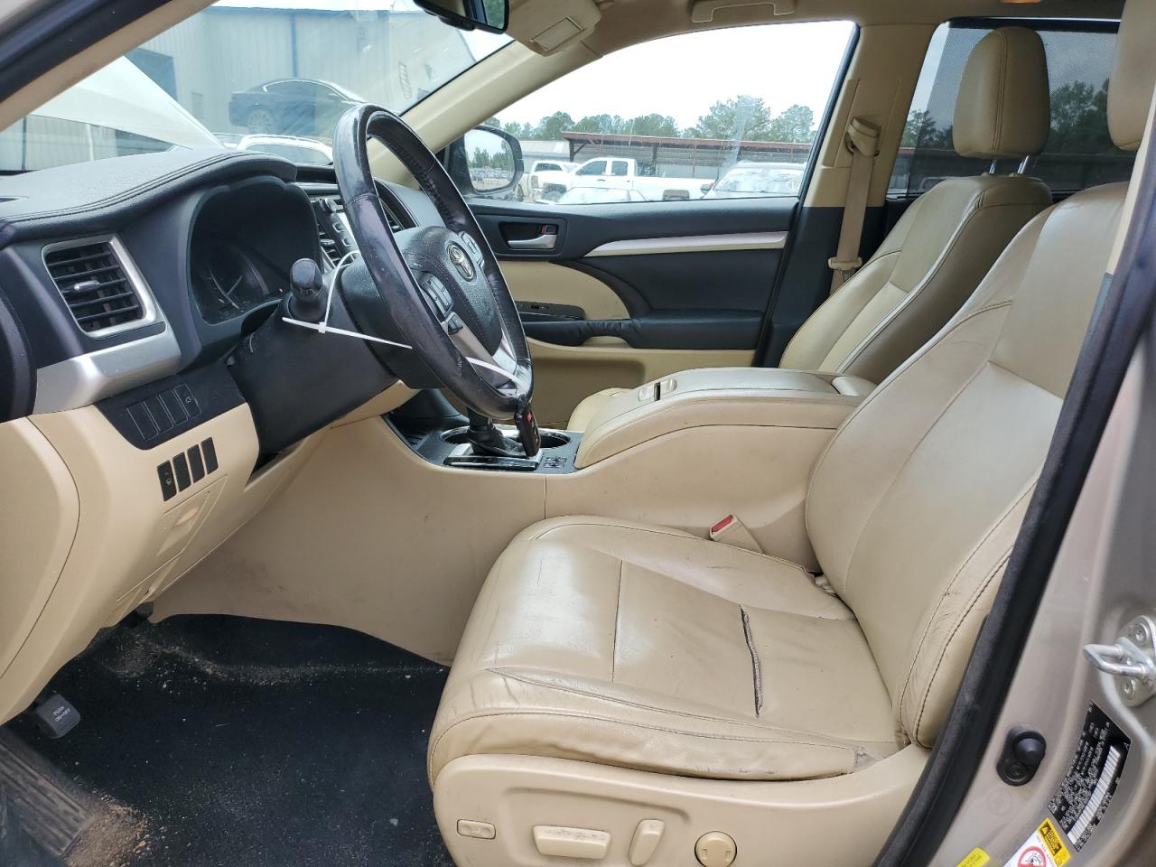 2015 Toyota Highlander Xle VIN: 5TDKKRFH5FS093107 Lot: 57255135