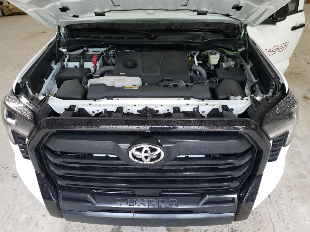 2024 Toyota Tundra Crewmax Sr VIN: 5TFKB5DB4RX218720 Lot: 57264625