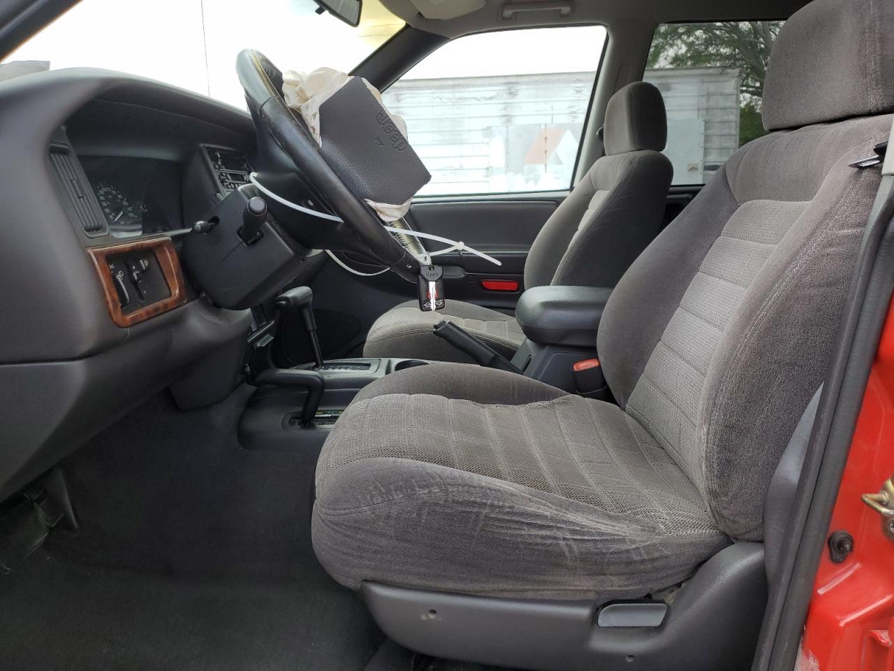 1997 Jeep Grand Cherokee Laredo VIN: 1J4GZ58S3VC739922 Lot: 55667885