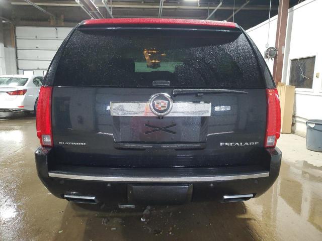  CADILLAC ESCALADE 2013 Czarny
