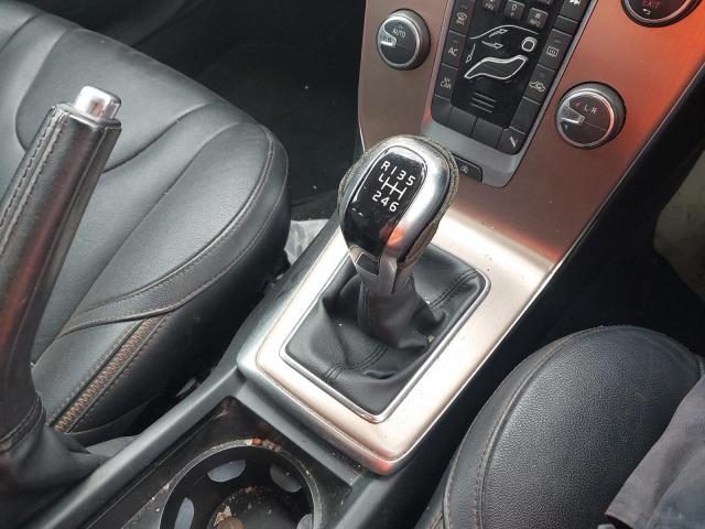 2014 VOLVO V40 CROSS