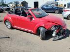 2014 VOLKSWAGEN BEETLE    à vendre chez Copart QC - MONTREAL