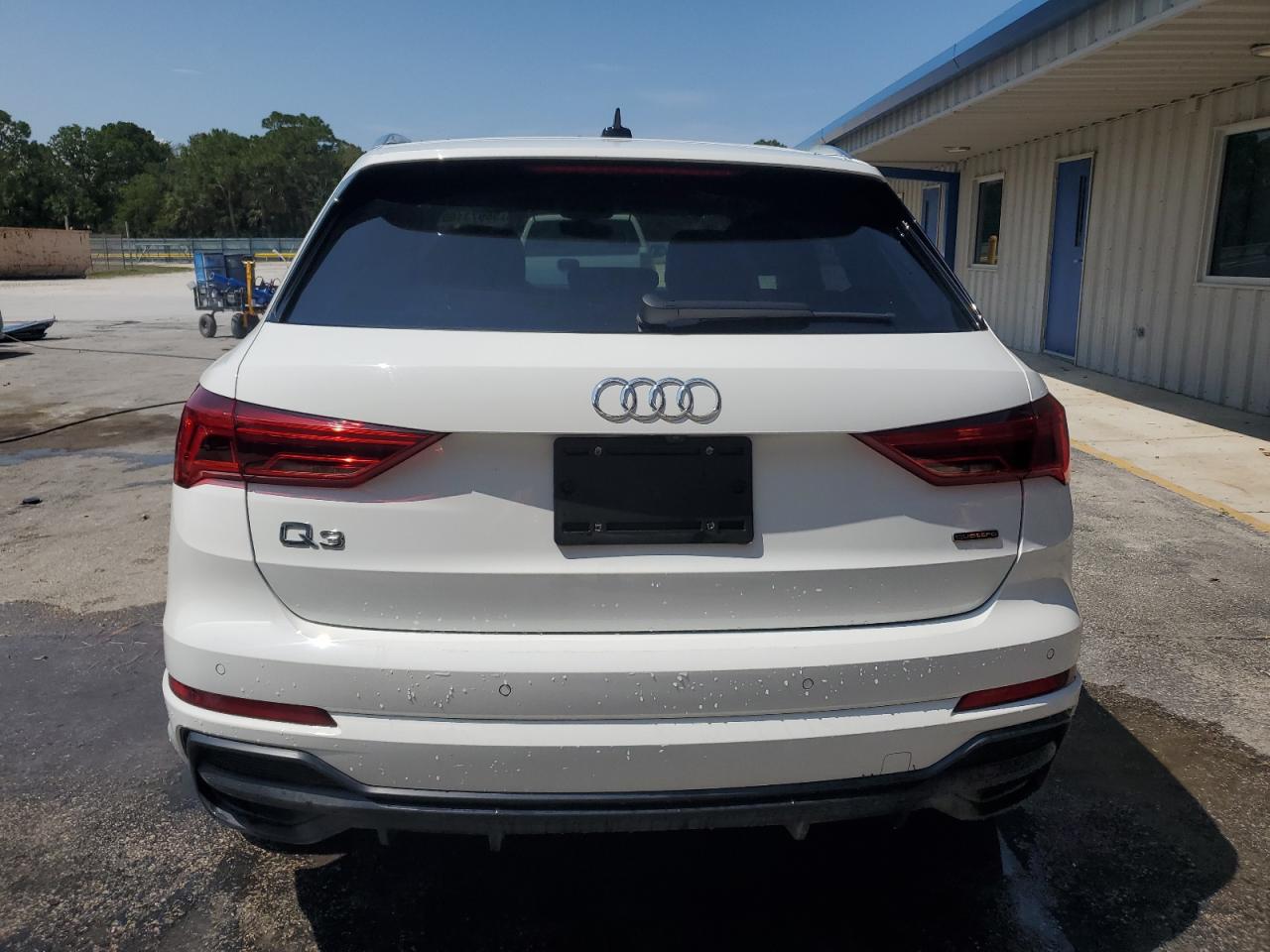 2020 Audi Q3 Premium S Line VIN: WA1DECF35L1102585 Lot: 55973165