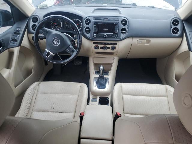 Parquets VOLKSWAGEN TIGUAN 2013 Czarny