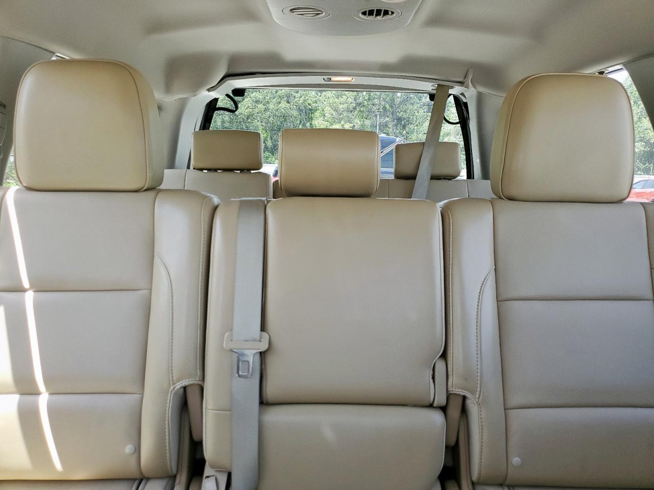 2015 Nissan Armada Sv VIN: 5N1BA0ND4FN611982 Lot: 56962515