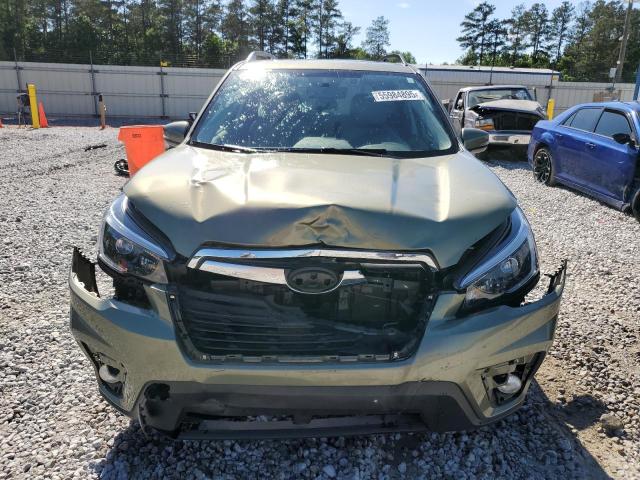  SUBARU FORESTER 2021 Зеленый