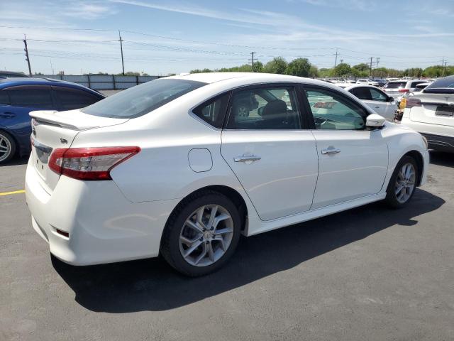 Sedans NISSAN SENTRA 2015 Biały