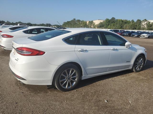 Седаны FORD FUSION 2017 Белый