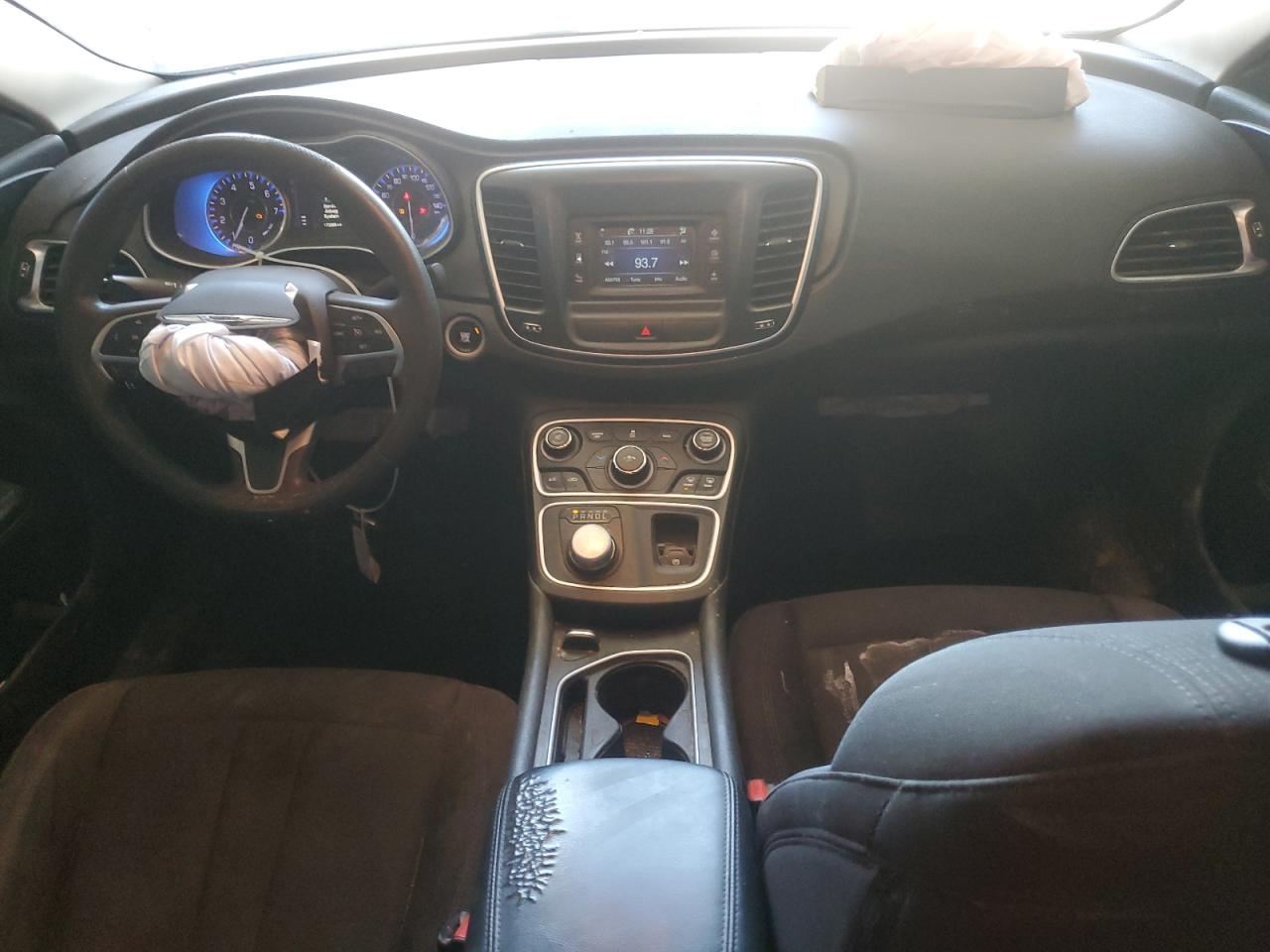 2015 Chrysler 200 Limited VIN: 1C3CCCAB4FN581573 Lot: 56539605