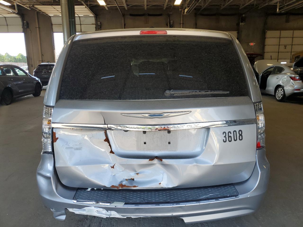 2015 Chrysler Town & Country Touring VIN: 2C4RC1BG8FR603114 Lot: 56815635