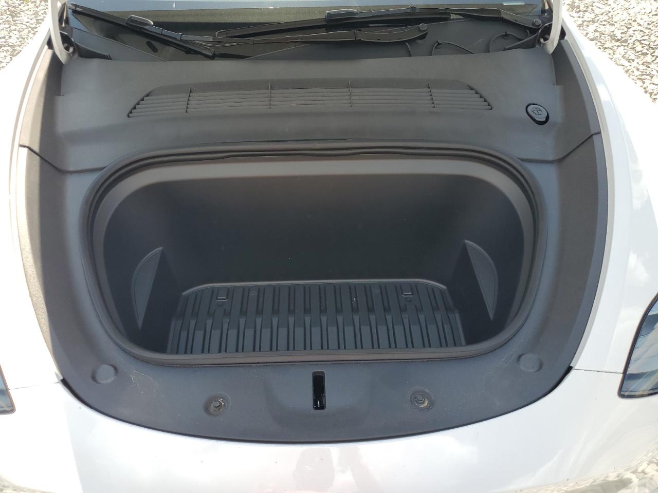 2025 Tesla Model Y VIN: 7SAYGDEE9SA356817 Lot: 56865615
