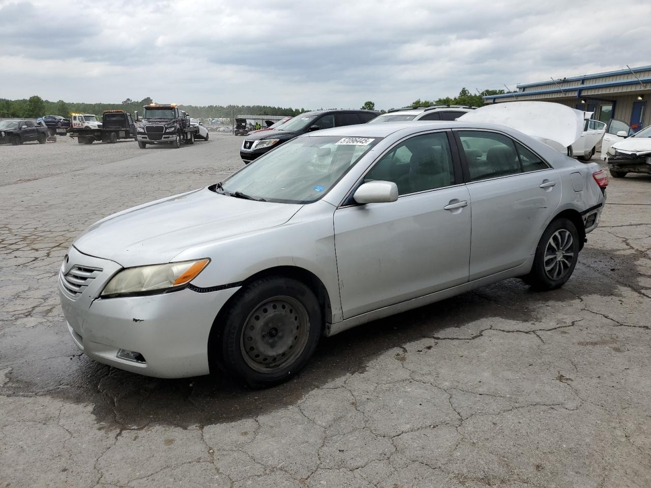 2007 Toyota Camry Ce for Sale in Memphis, TN - Rear End