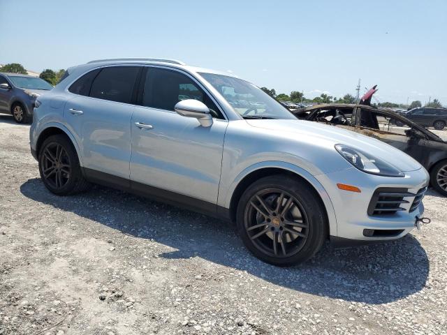  PORSCHE CAYENNE 2022 Srebrny