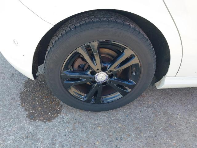 2016 MERCEDES BENZ A 180 SE E