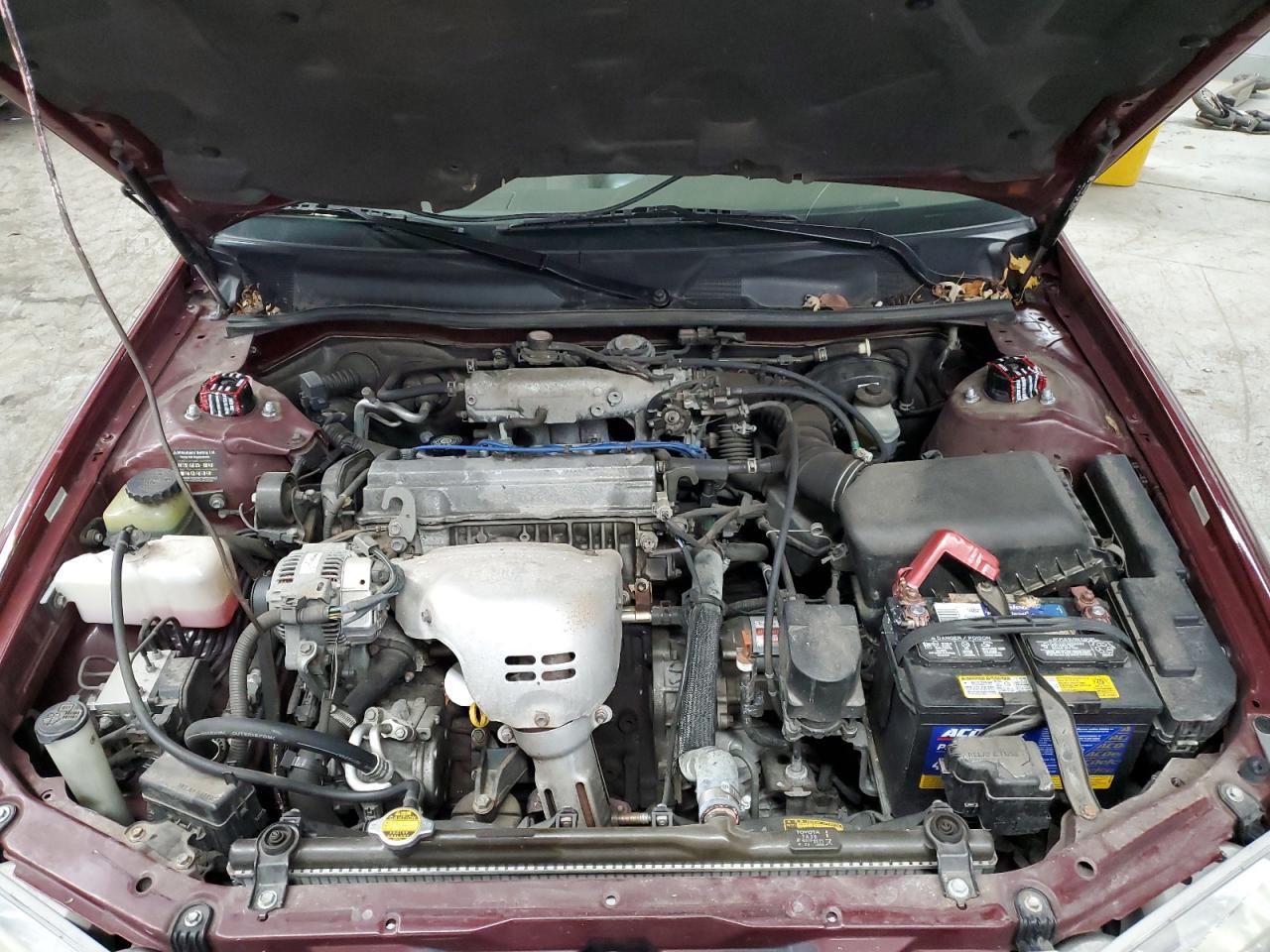 2000 Toyota Camry Le VIN: JT2BG28K7Y0469953 Lot: 57017585