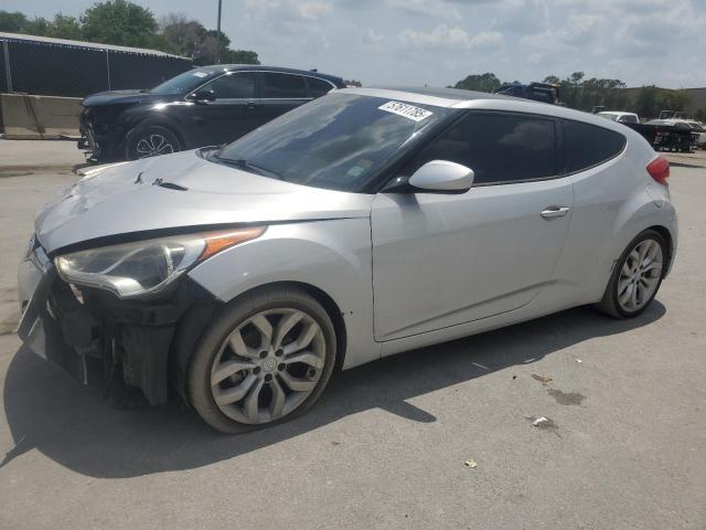  HYUNDAI VELOSTER 2013 Серебристый