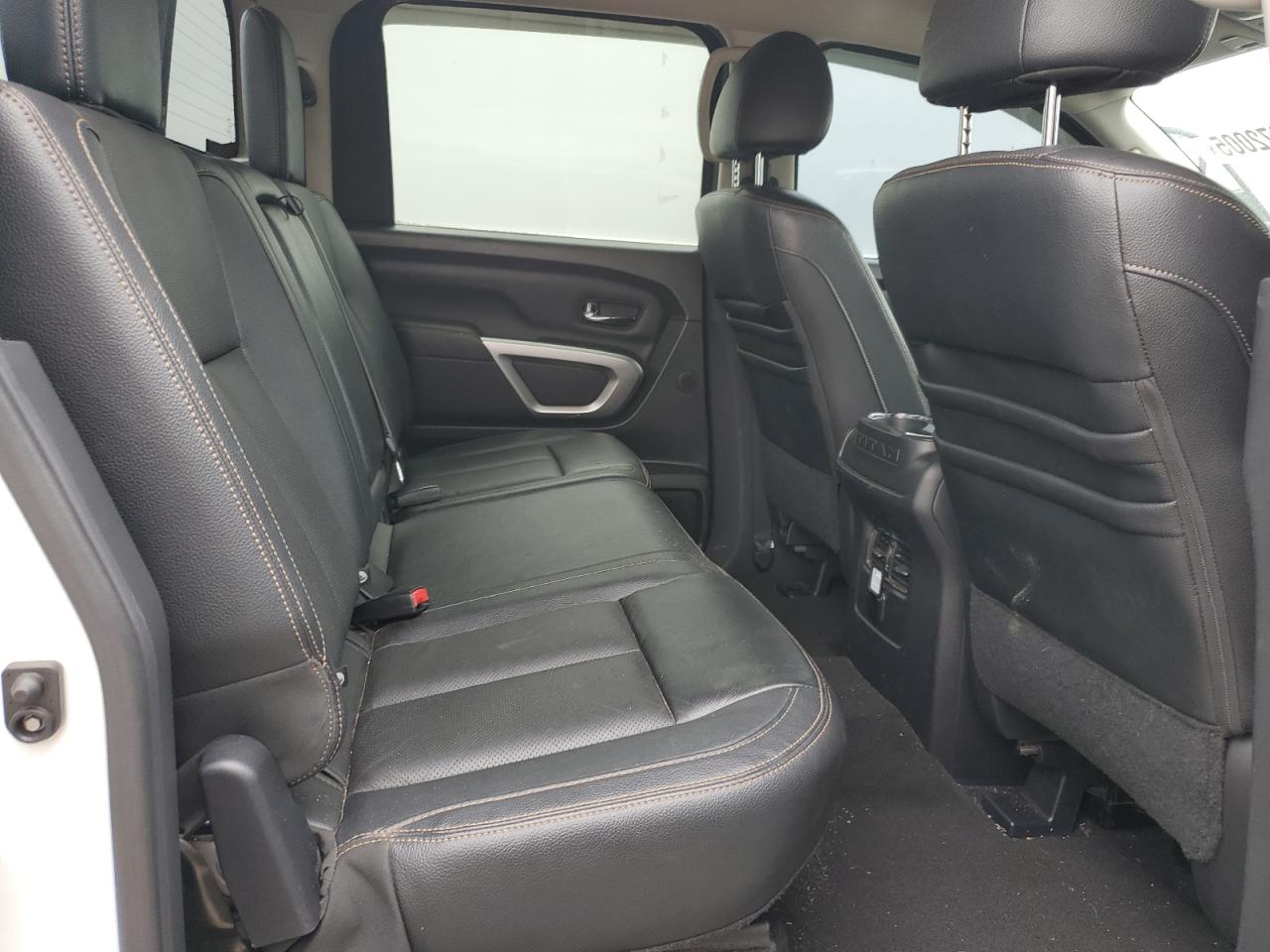1N6BA1F43GN517244 NISSAN TITAN 2016
