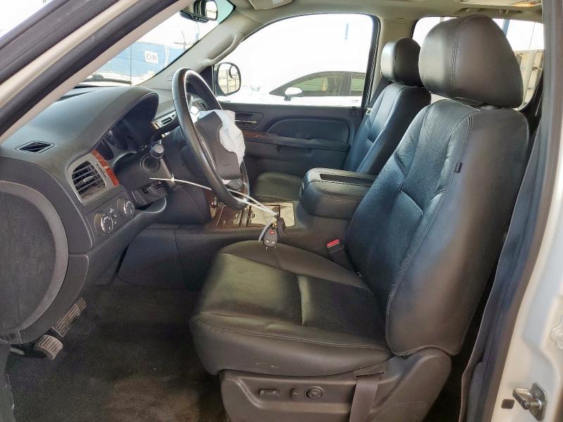  CHEVROLET AVALANCHE 2013 White