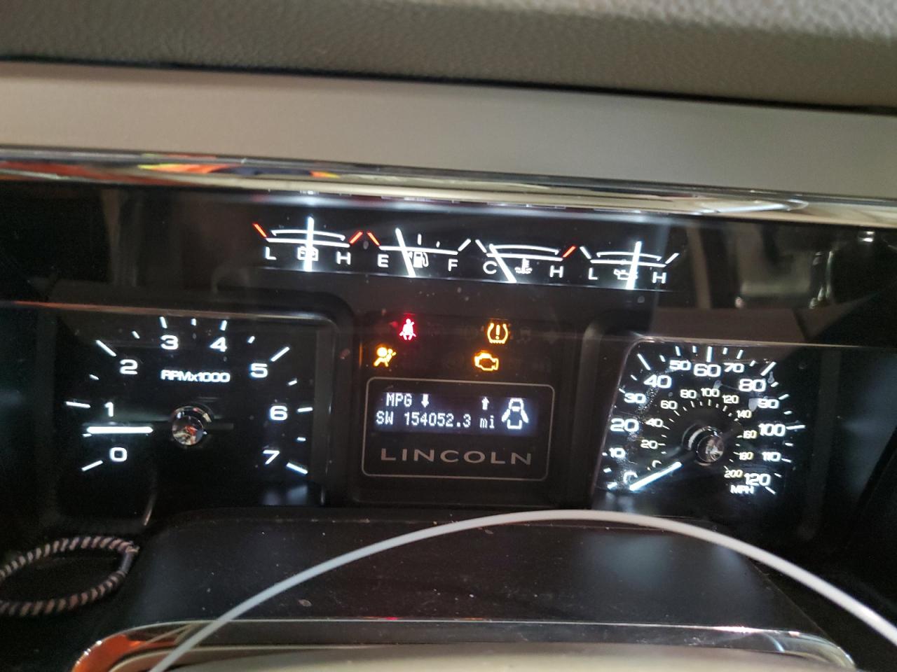 2010 Lincoln Navigator VIN: 5LMJJ2J52AEJ01982 Lot: 55949515