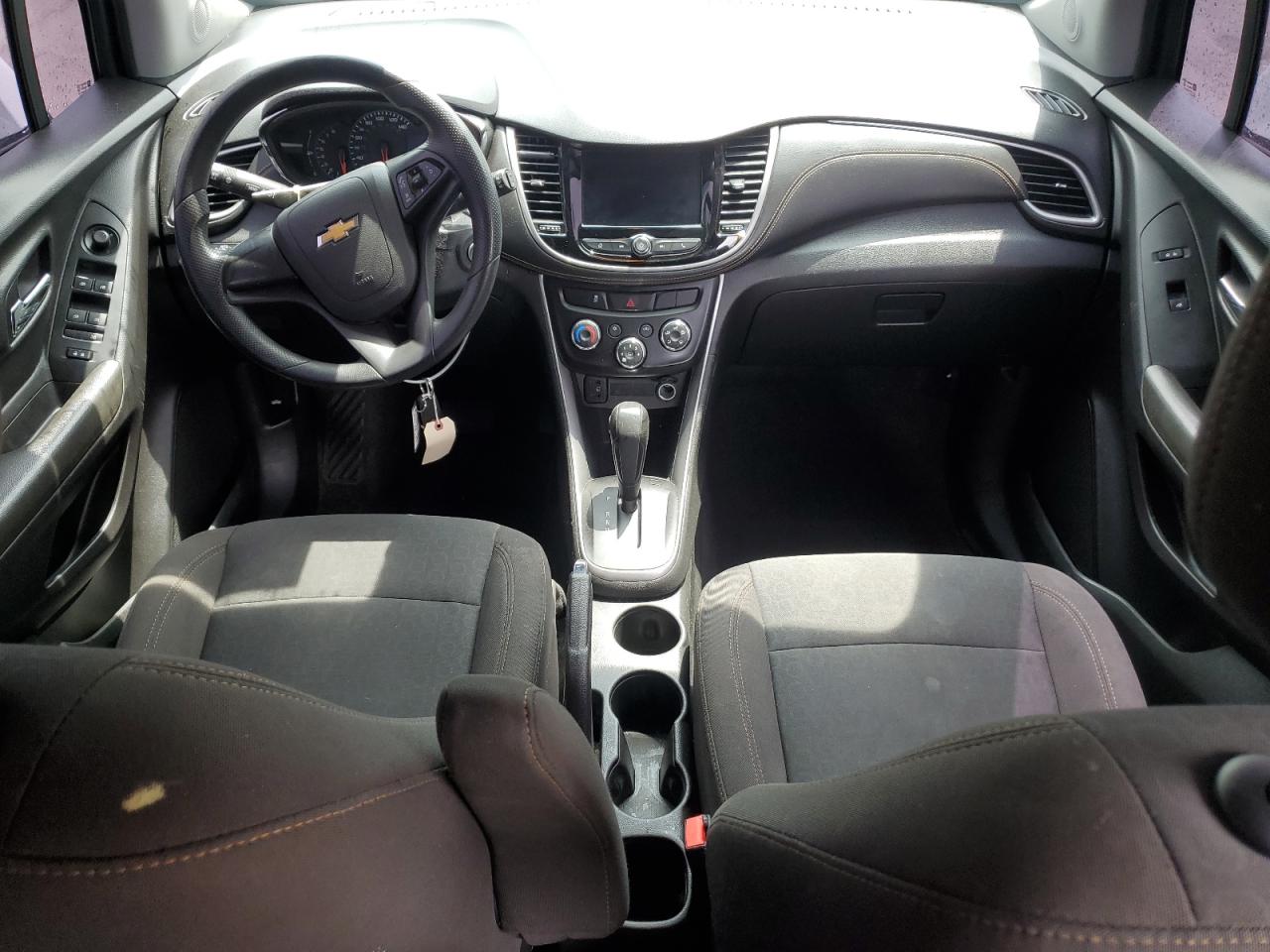 2018 Chevrolet Trax Ls VIN: KL7CJKSB3JB527750 Lot: 57049335