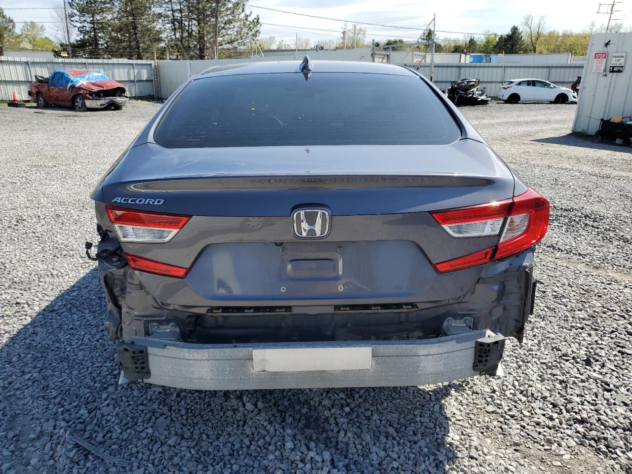 1HGCV1F19JA238284 HONDA ACCORD 2018