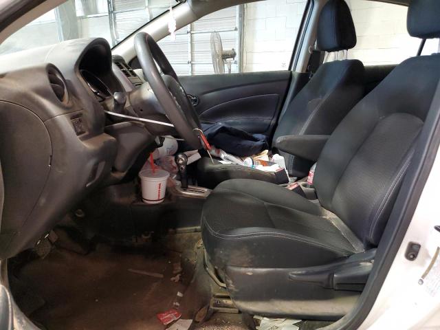  NISSAN VERSA 2018 Biały