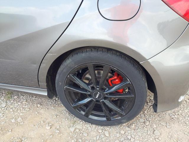 2013 MERCEDES BENZ A180 BLUEE