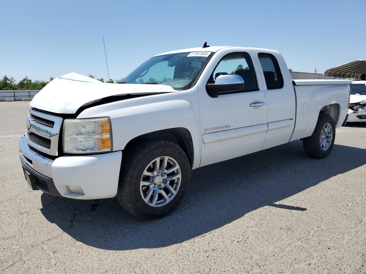 2011 Chevrolet Silverado C1500 Lt zu verkaufen in Fresno, CA - Front End