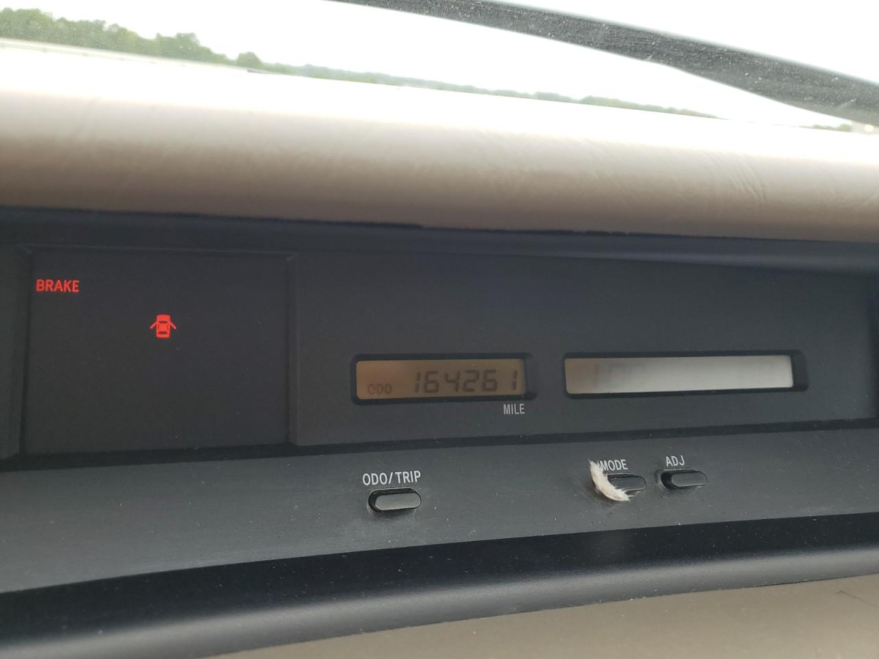 2000 Toyota Avalon Xl VIN: 4T1BF28B2YU045935 Lot: 57147225