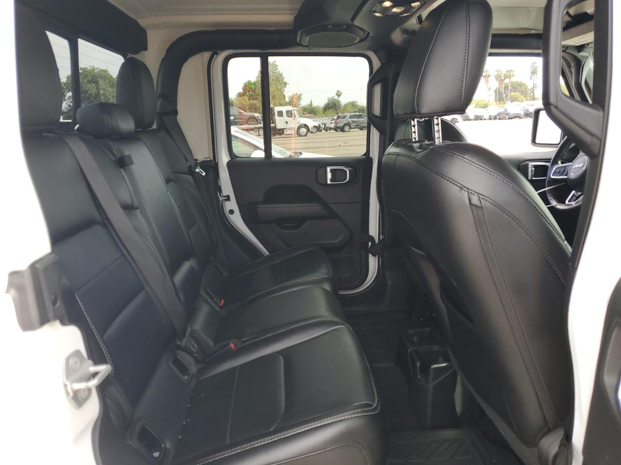 2021 Jeep Gladiator Overland VIN: 1C6HJTFG2ML566243 Lot: 56561105