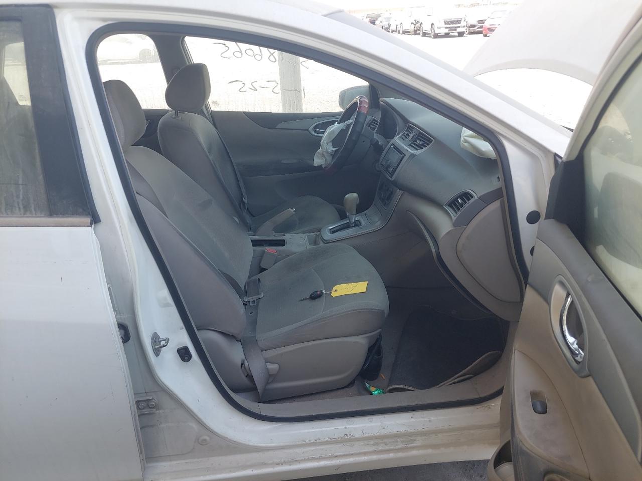 MNTBC2C93G6011063 - 2016 Nissan Tiida - #undefined