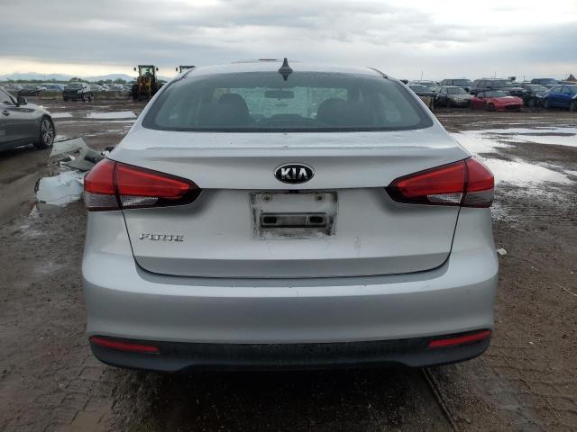  KIA FORTE 2018 Srebrny