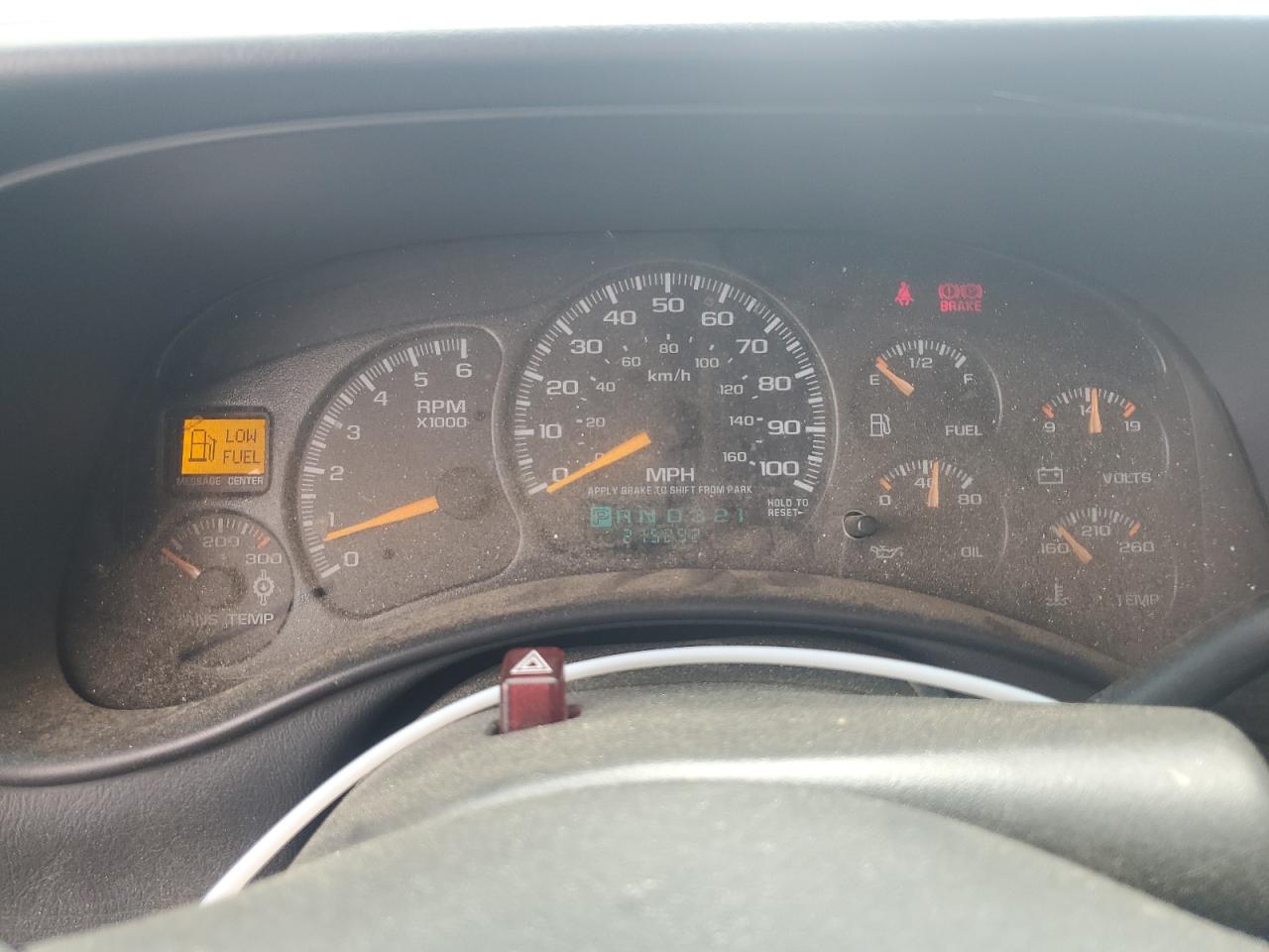 2001 Chevrolet Silverado K2500 Heavy Duty VIN: 1GCHK23U81F104273 Lot: 55800415