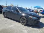 2015 Toyota Camry Le   للبيع في Sun Valley، CA - Front End