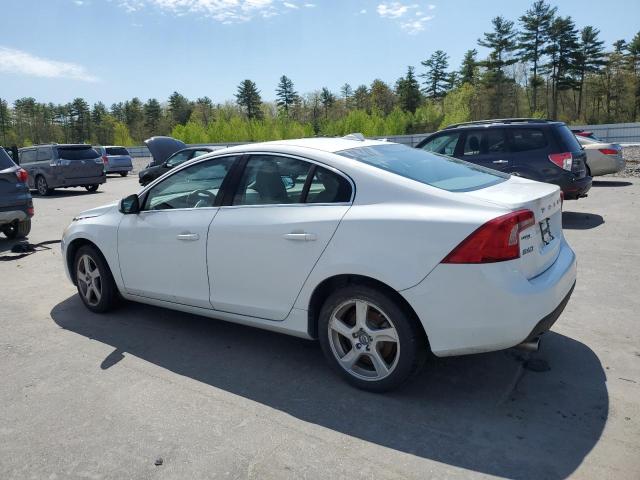  VOLVO S60 2013 Белый