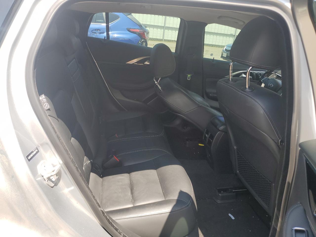 2018 Infiniti Qx30 Base VIN: SJKCH5CP2JA057174 Lot: 55574085