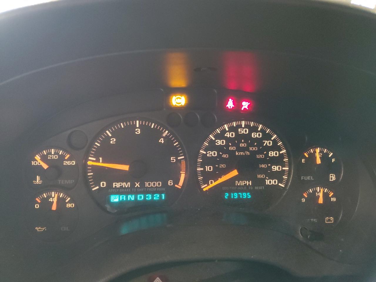 2000 Chevrolet Blazer VIN: 1GNDT13W1Y2282557 Lot: 55560775