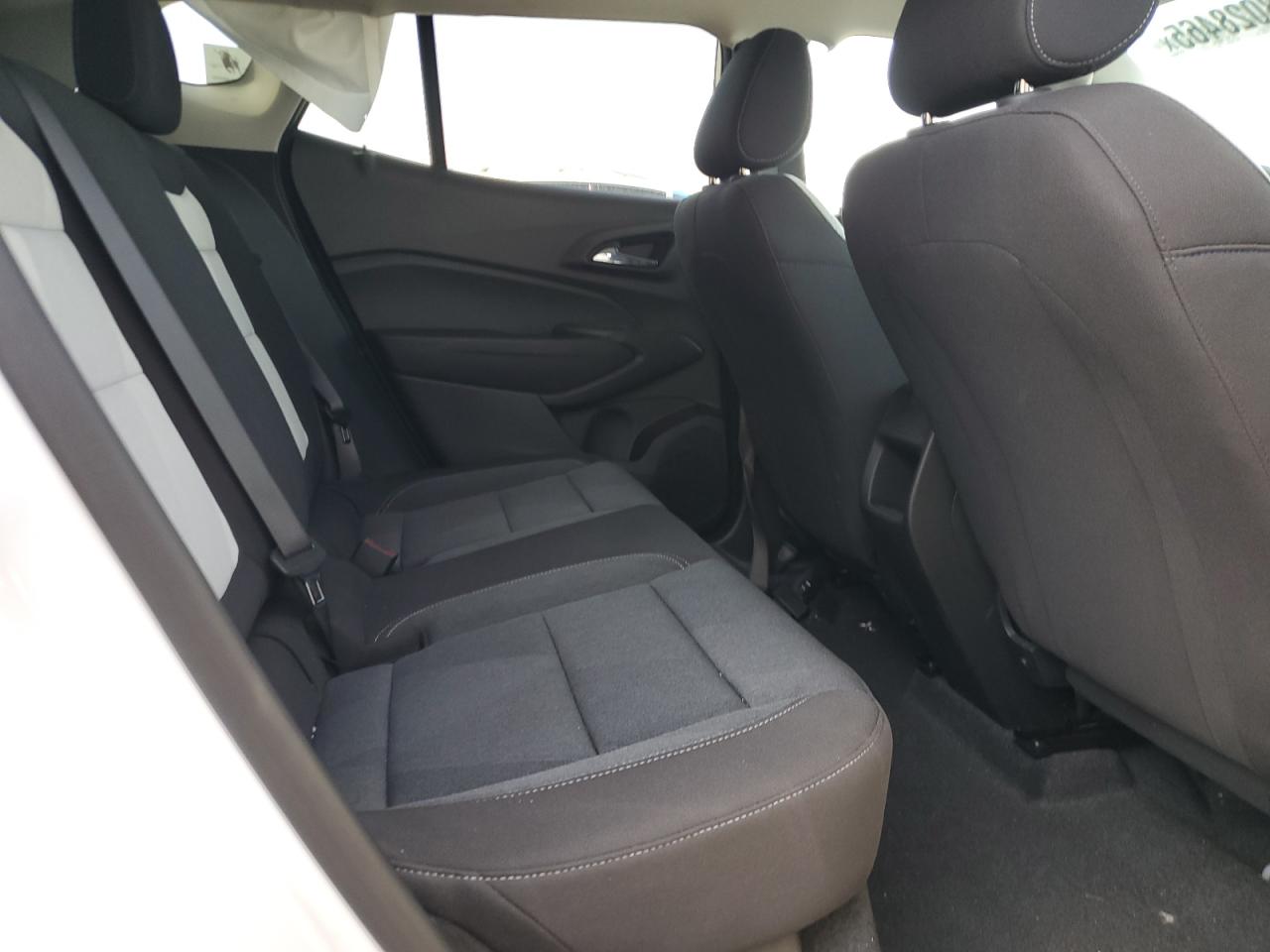 2025 Chevrolet Trax Ls VIN: KL77LFEP0SC001629 Lot: 58028465