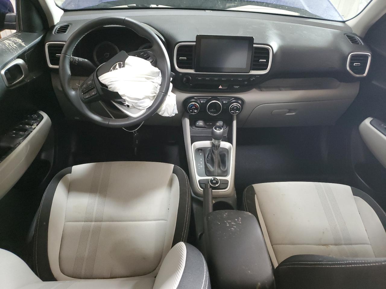 2022 Hyundai Venue Sel VIN: KMHRC8A36NU201838 Lot: 56290575