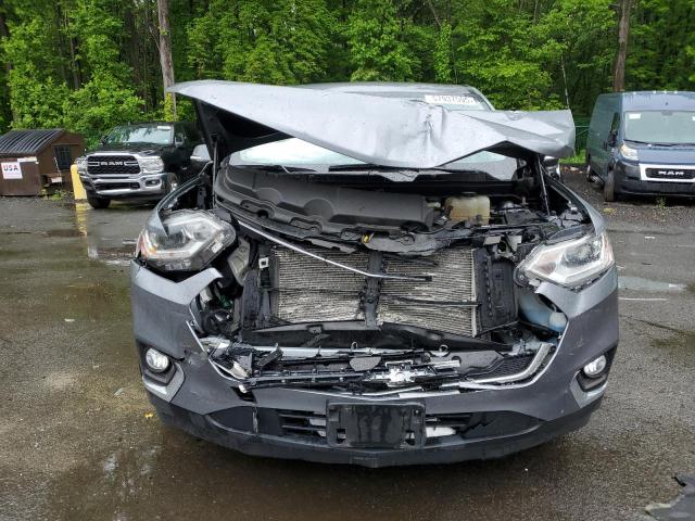  CHEVROLET TRAVERSE 2018 Szary